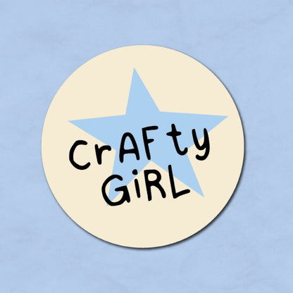 Sticker Crafty Girl 1 – Handgemaakte Die Cut Sticker