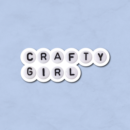 Sticker Crafty Girl 2 – Handgemaakte Die Cut Sticker